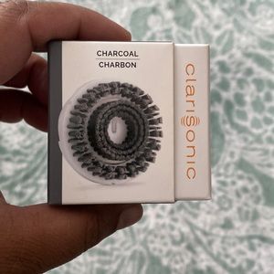 COPY - NEW Clarisonic Charcoal Mia Brush